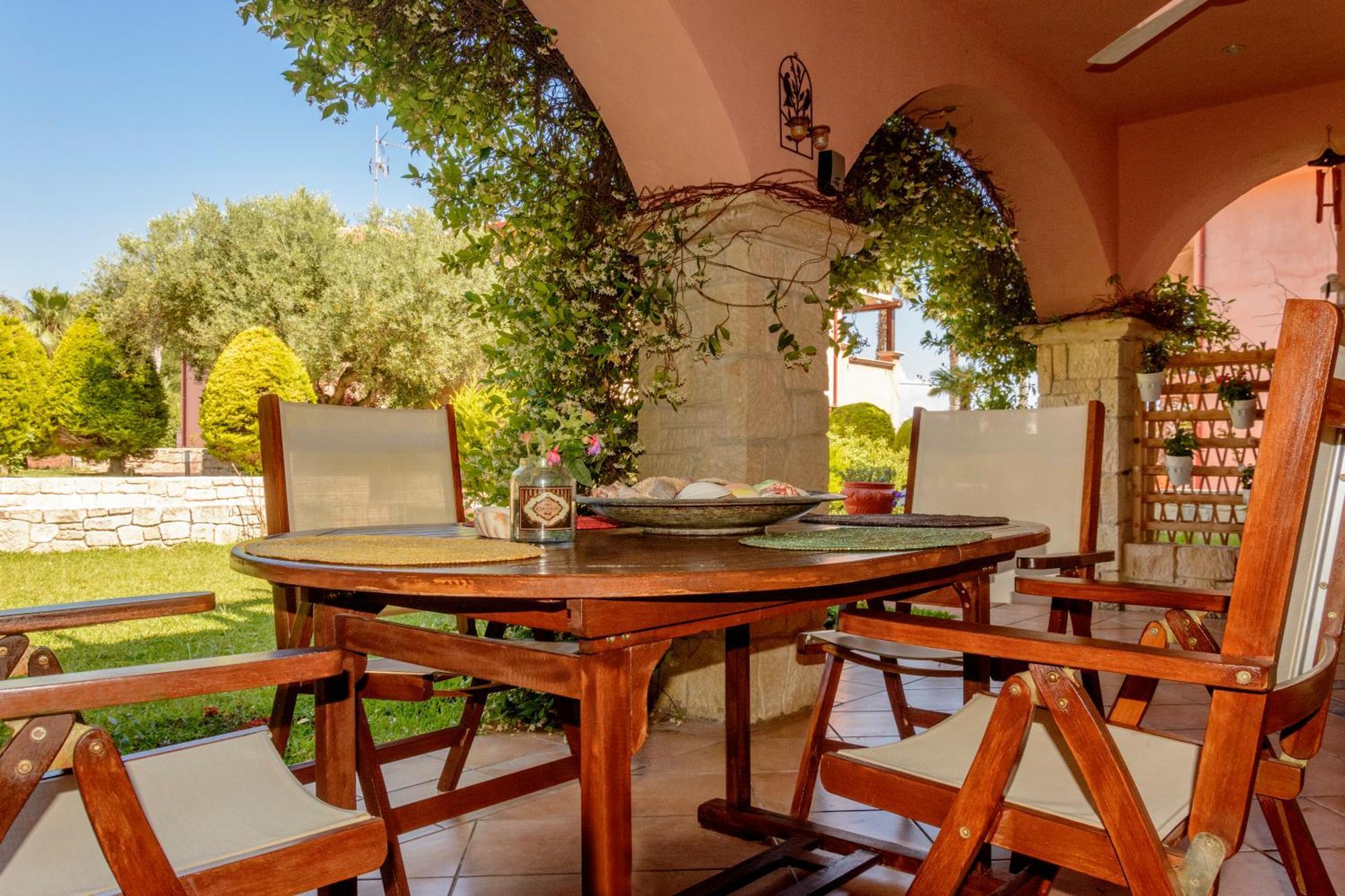La Luna House Pefkochori Exterior photo