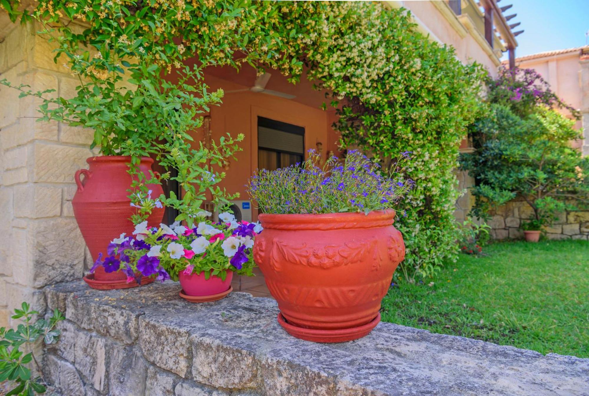 La Luna House Pefkochori Exterior photo